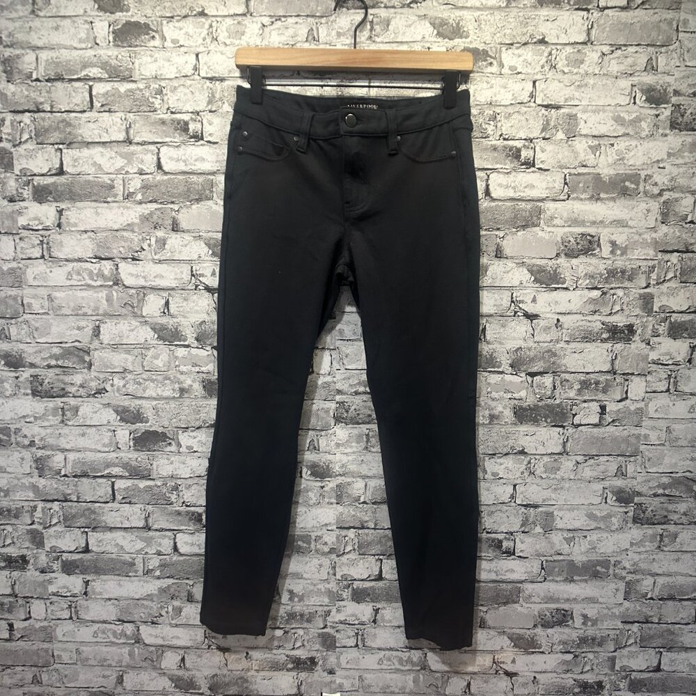 EUC Liverpool Black High Rise Ankle Skinny Trouser Pants Women's Size 4/27